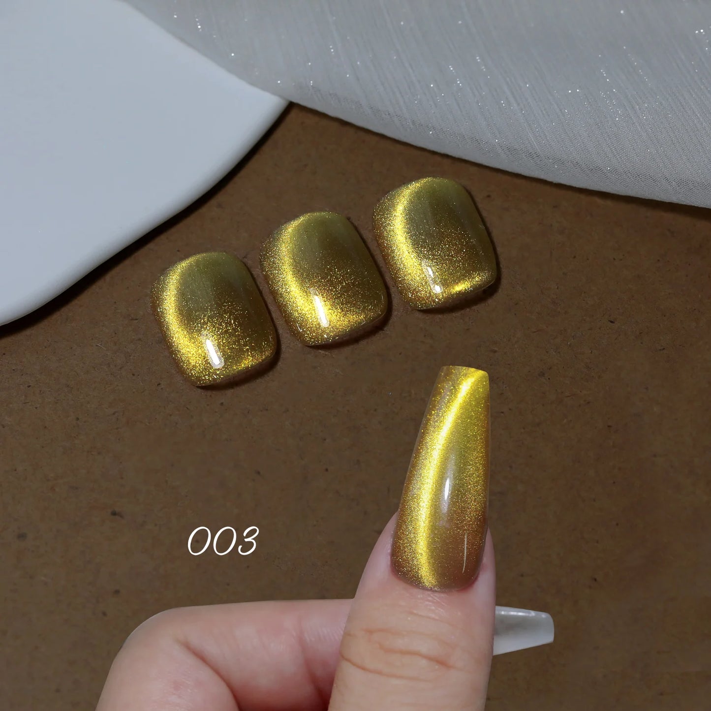 Aurora Blue Tears Cat Eye Magnetic Gel Nail Polish Sparkling Shimmer Fairy Crystal Magnetic Gel Nail Polish for DIY Charm Nails