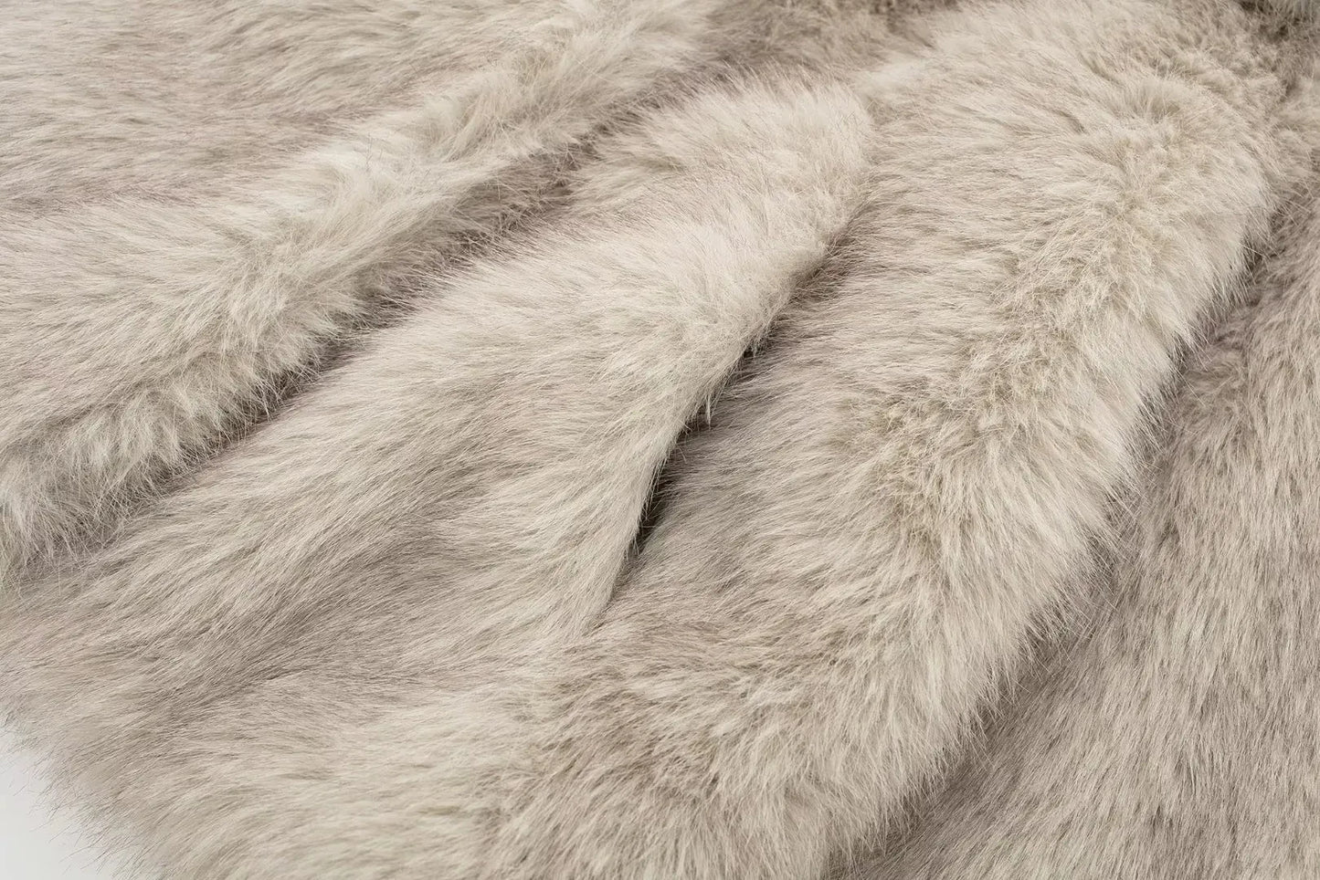 TRAFZA Women Fashion Cropped Faux Fur Jacket Coat Long Sleeve Front Snap-button Female Outerwear Chic Lapel Collar Thick Coat