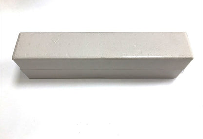 Wall-mounted wireless speaker