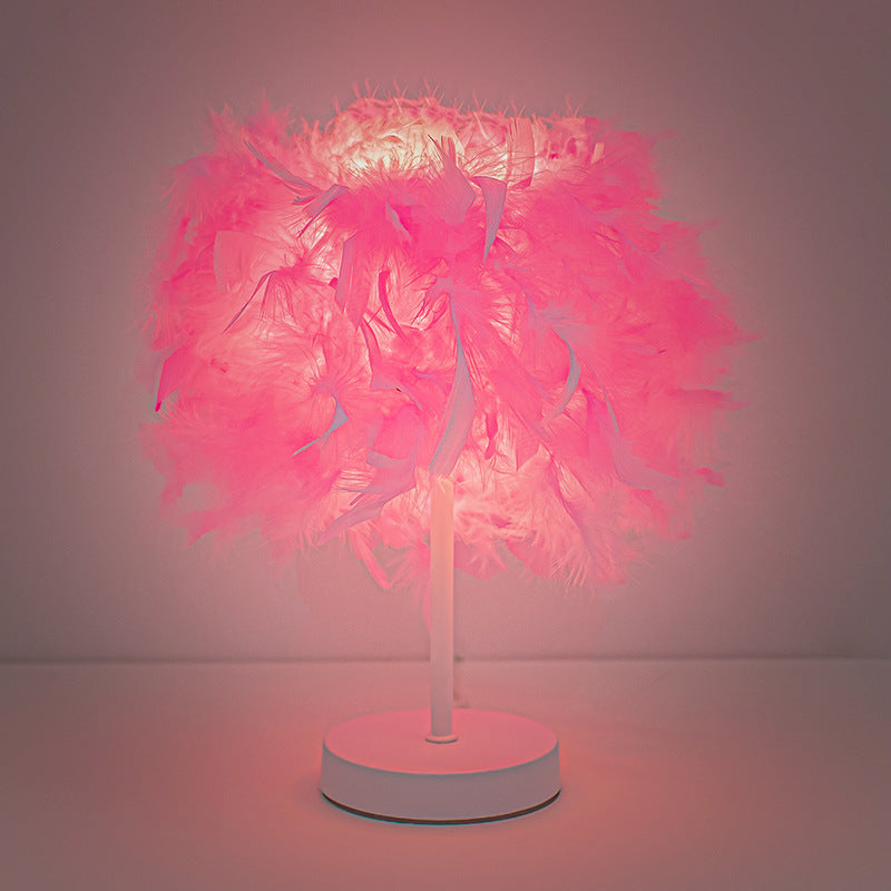 Creative Table Lamp Decorative Feather Bedside Lamp