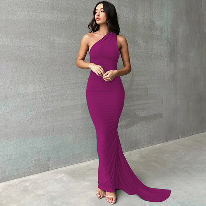 Hanging Neck Wrapped Buttocks Slim Fitting Evening Gown