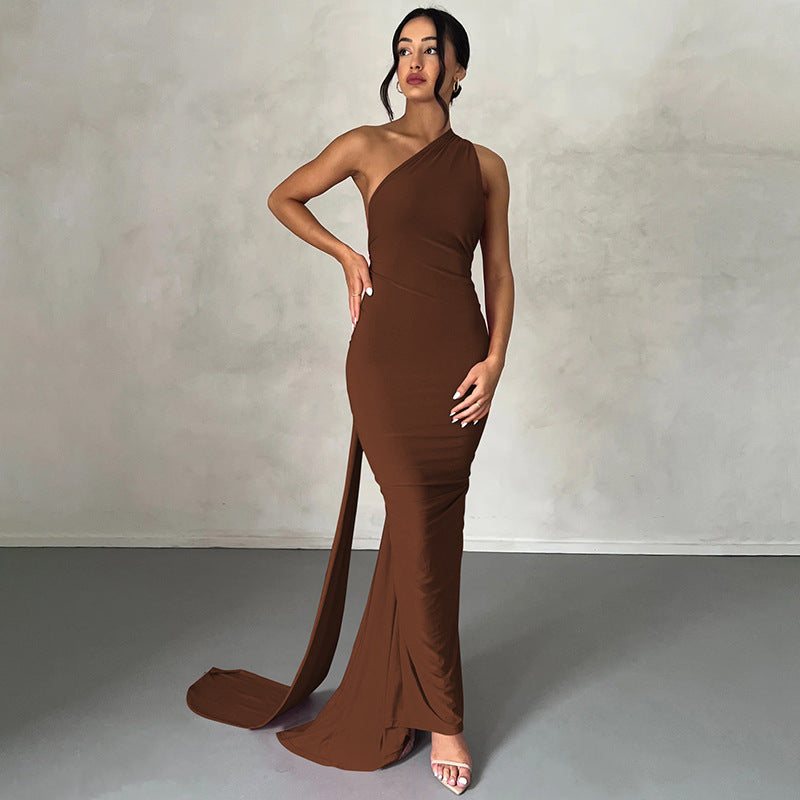 Hanging Neck Wrapped Buttocks Slim Fitting Evening Gown