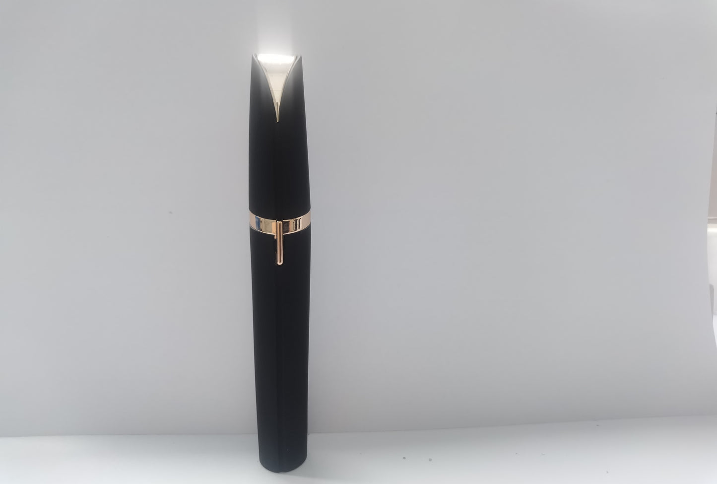 Mini Electric Eyebrow Trimmer and Lipstick Brows Hair Remover