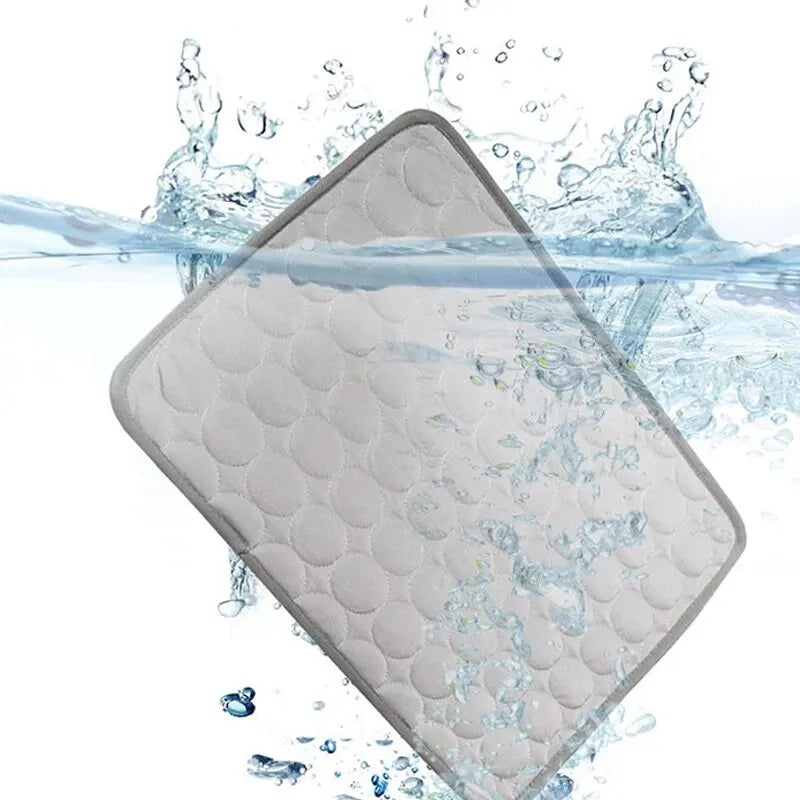 Pet Ice Mats - Cooling Sleeping Pad for Small Dogs/Cats/Pets