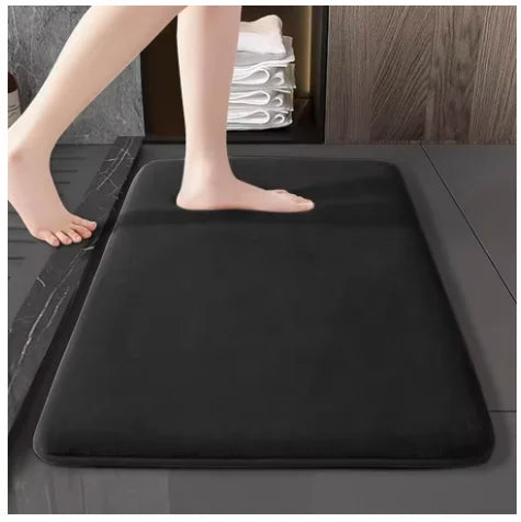 Super absorbent floor mat
